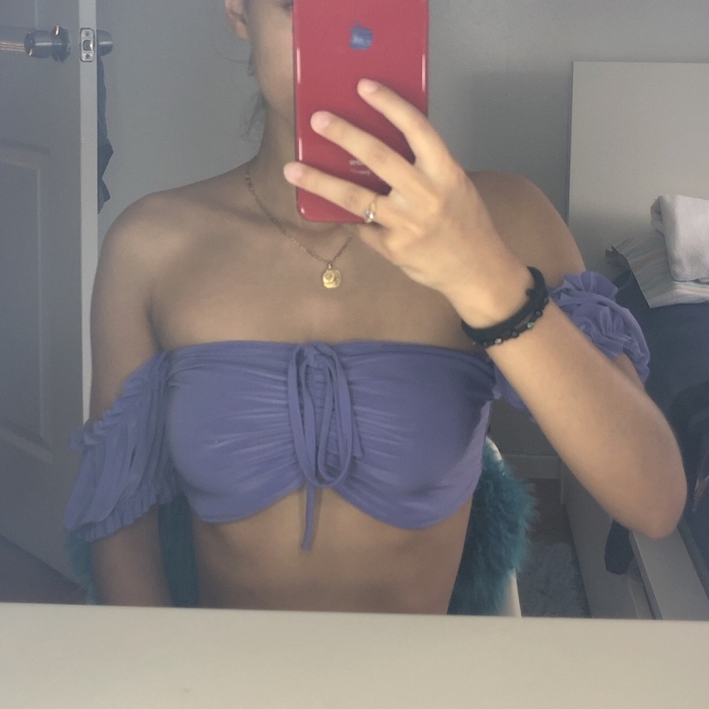 Sleeve Crop top